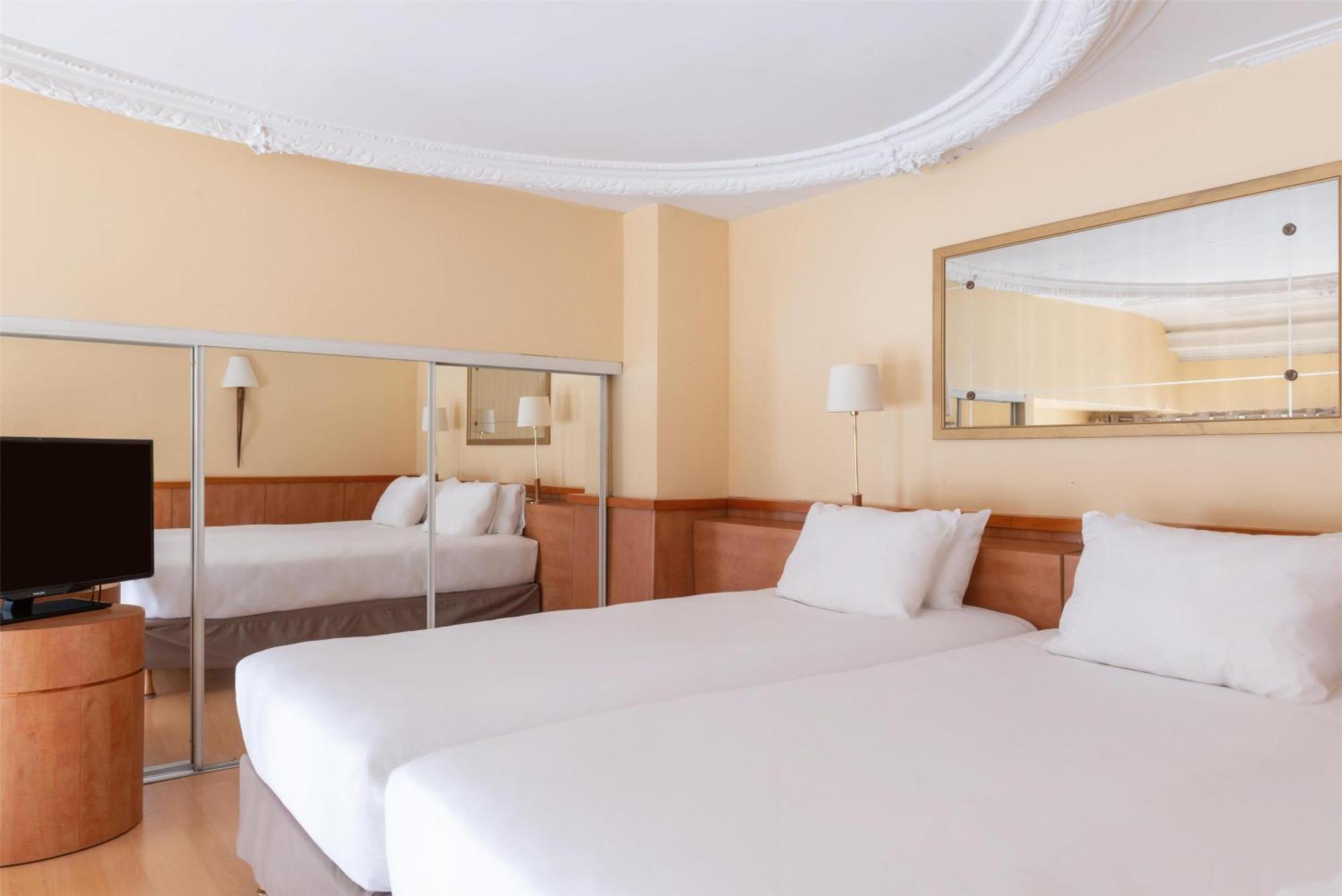 Western Ronceray Opera Hotel Paris