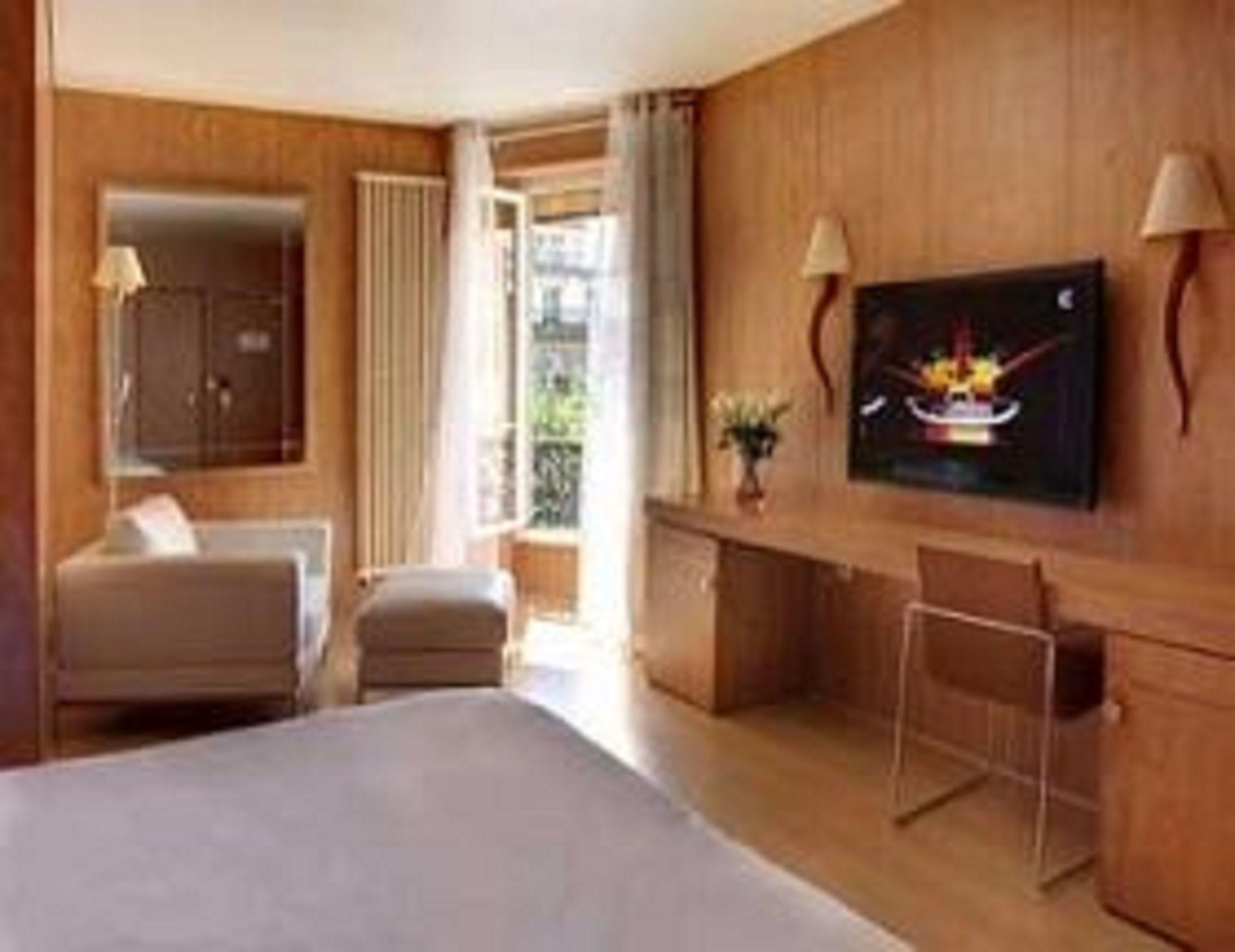Hotel Western Ronceray Opera 3*