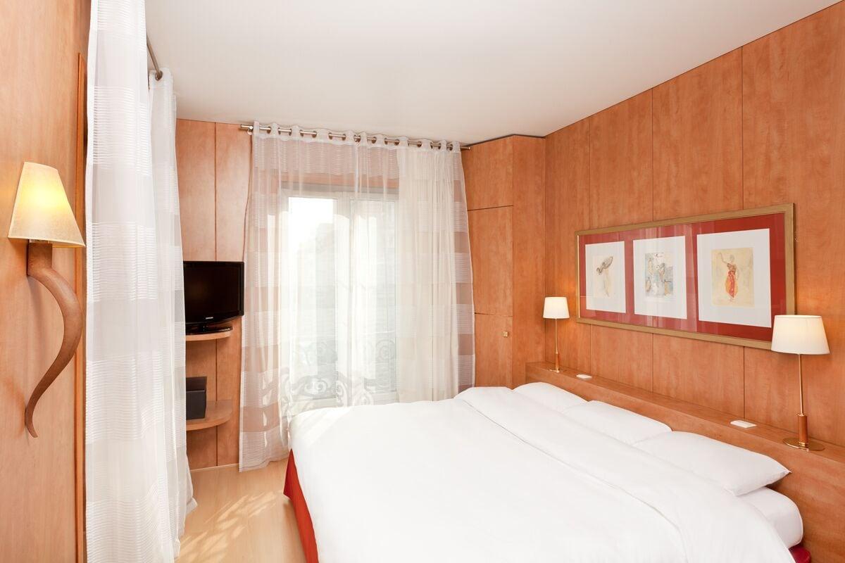 Hotel Western Ronceray Opera Paris
