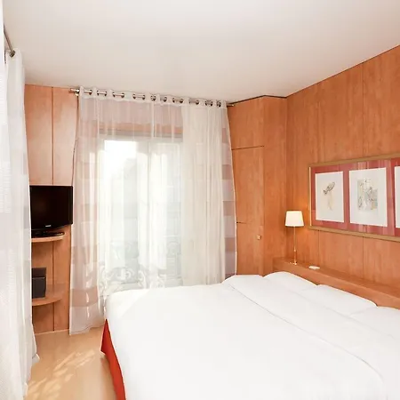 Hotel Western Ronceray Opera Paris