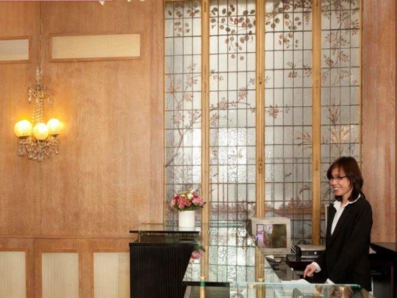 Western Ronceray Opera 3* Paris