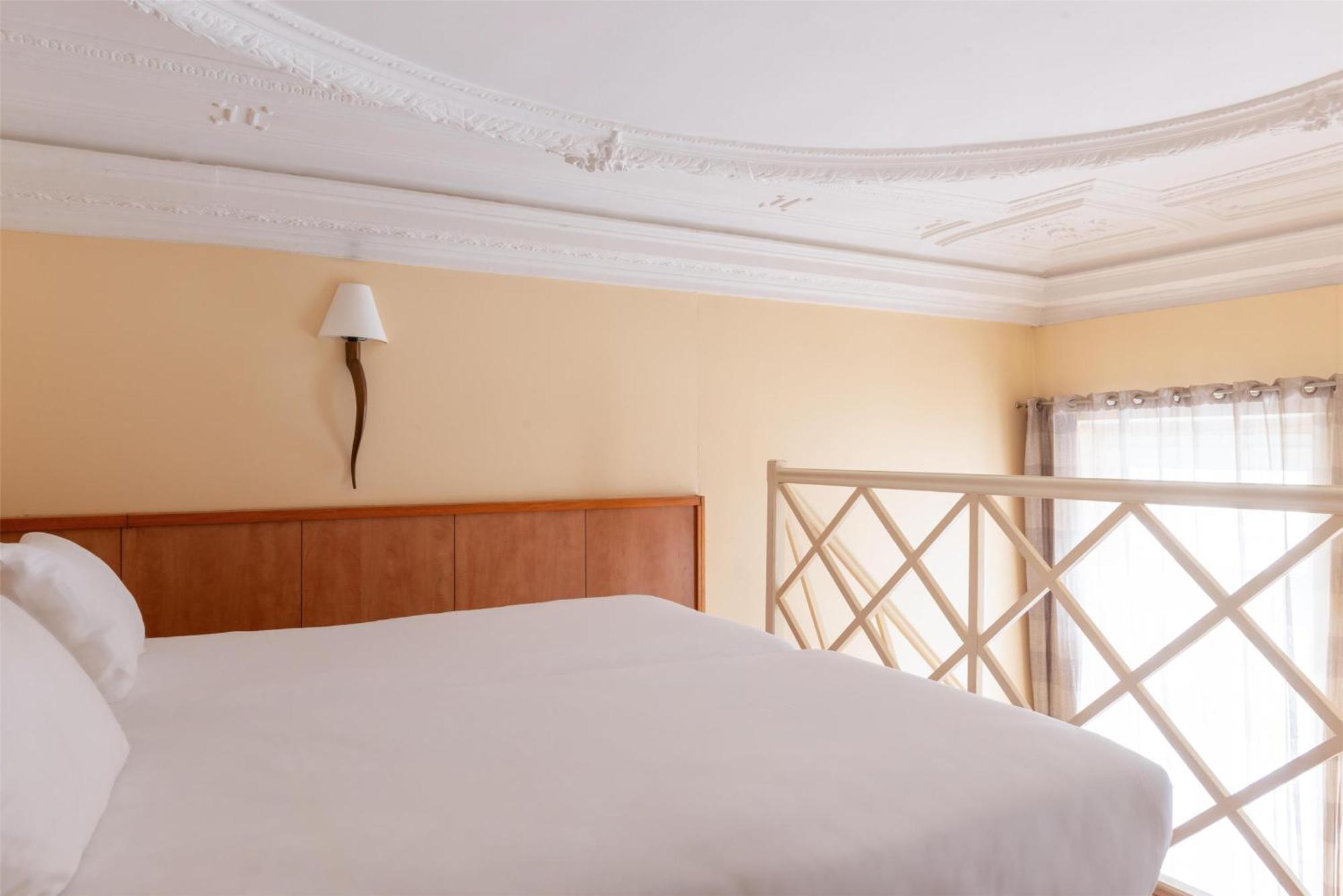 Western Ronceray Opéra 3*