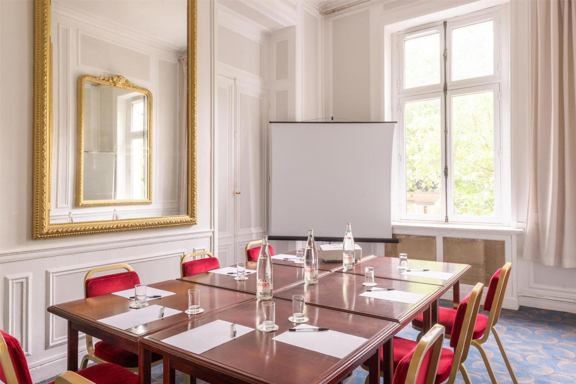 Western Ronceray Opéra