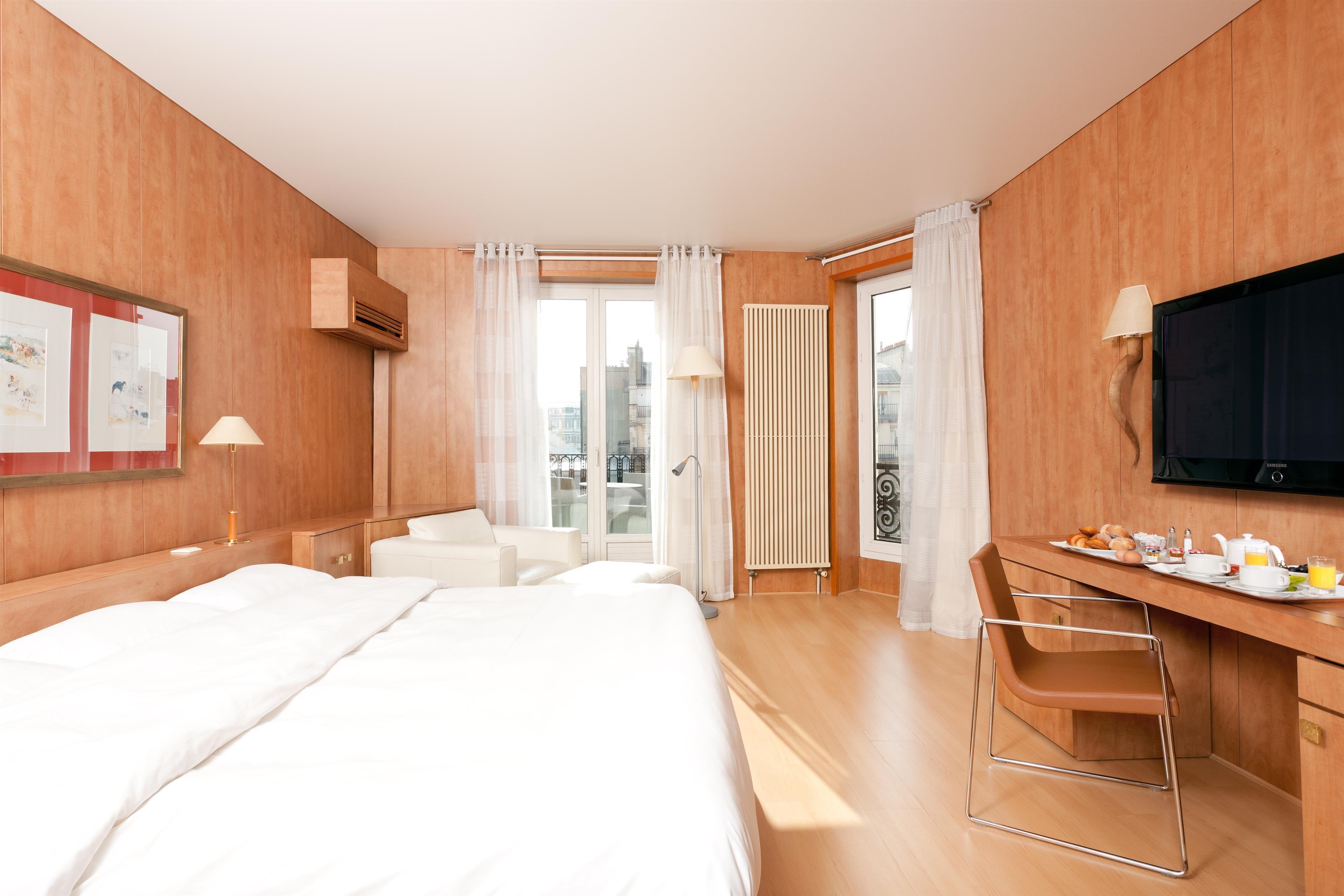 Western Ronceray Opéra Parigi