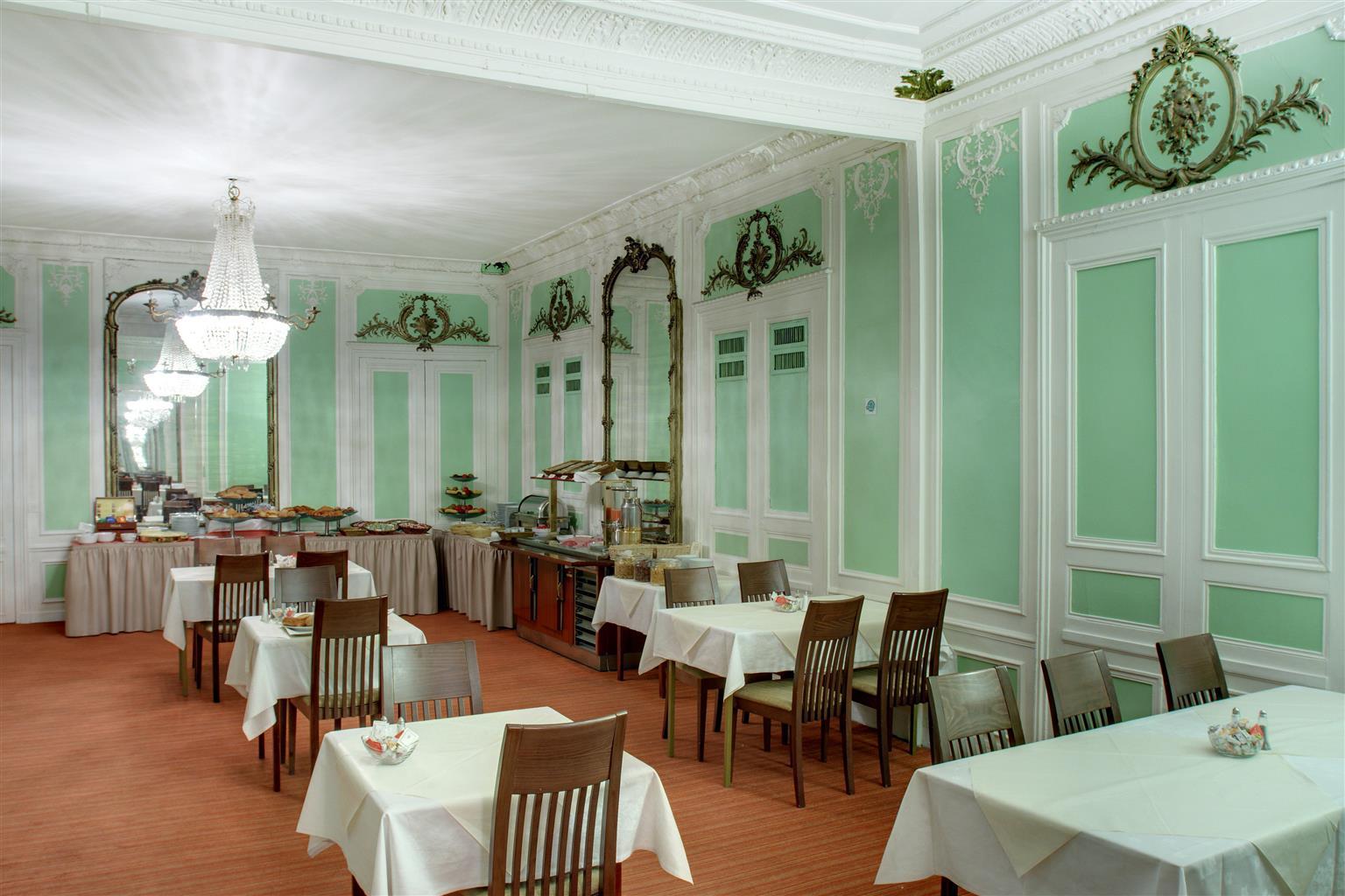 Western Ronceray Opéra 3* Parigi